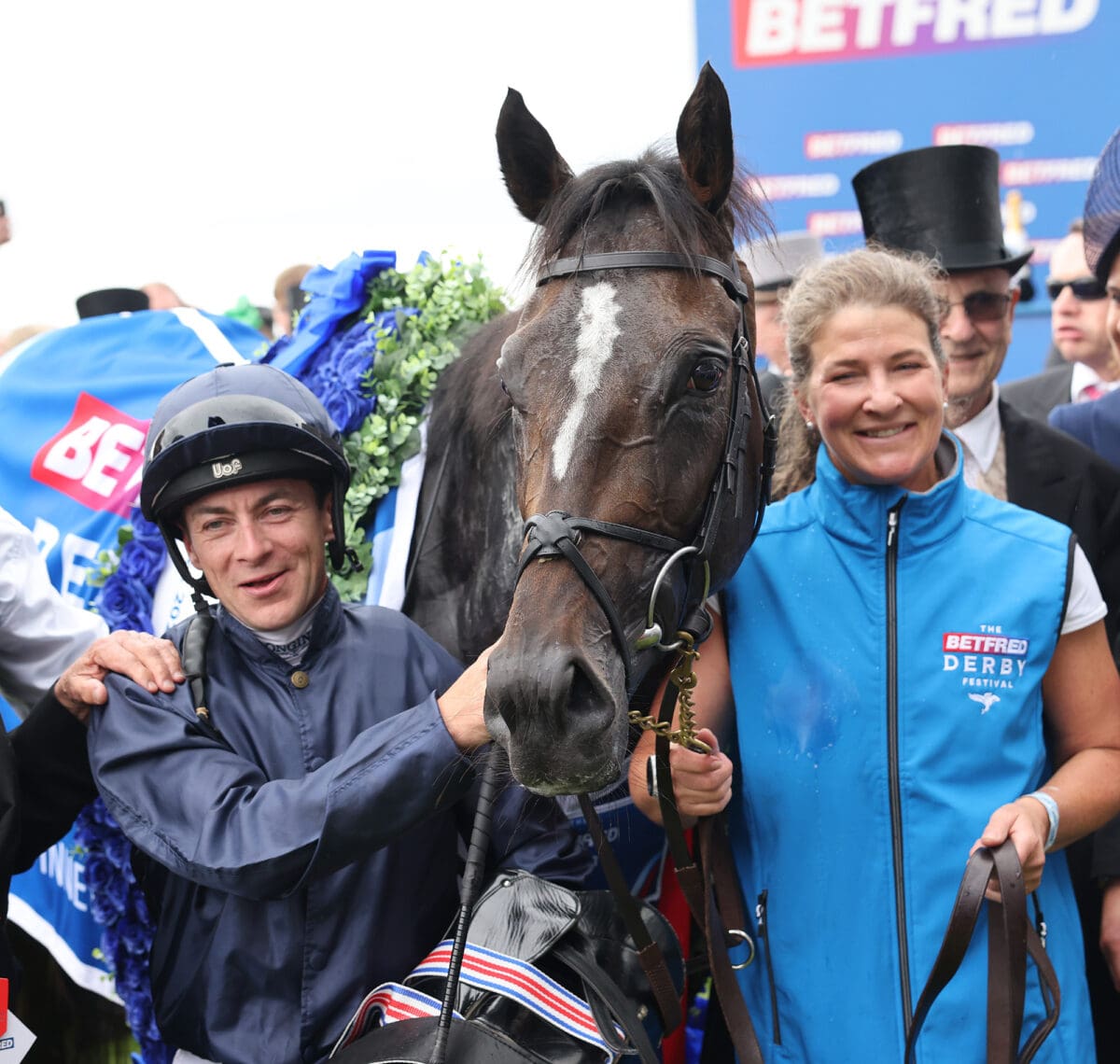 Anna Larsdottir o Lambourn