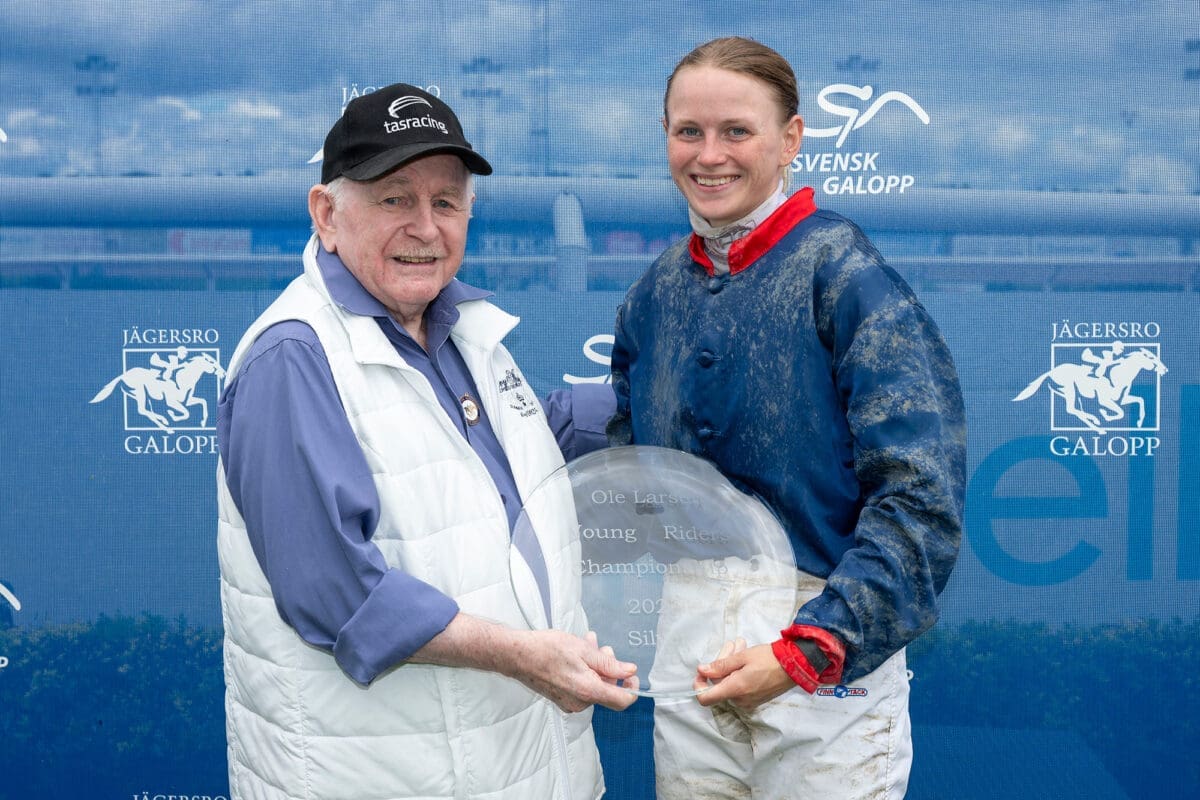 Annie Young Riders 1590