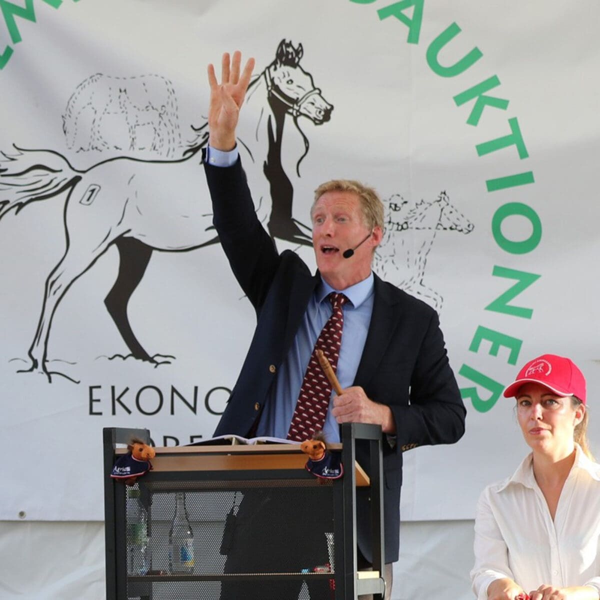 Petra SAEF auktion
