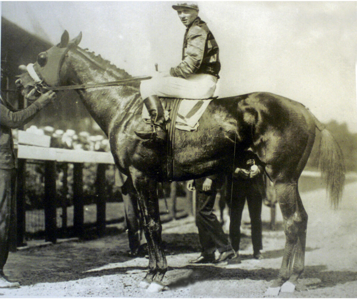 sirbarton01b
